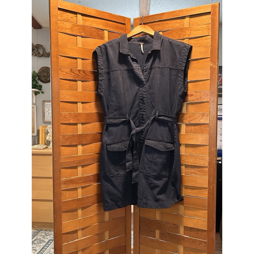 yfb‎ dress Navy Blue Size Medium Belted
